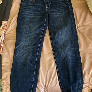 cropped American Eagle